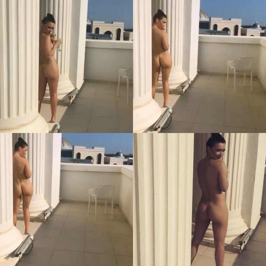 Оля Серябкина без трусов