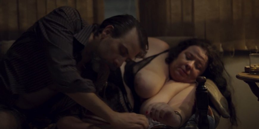 Сорокалетний девственник сиськи