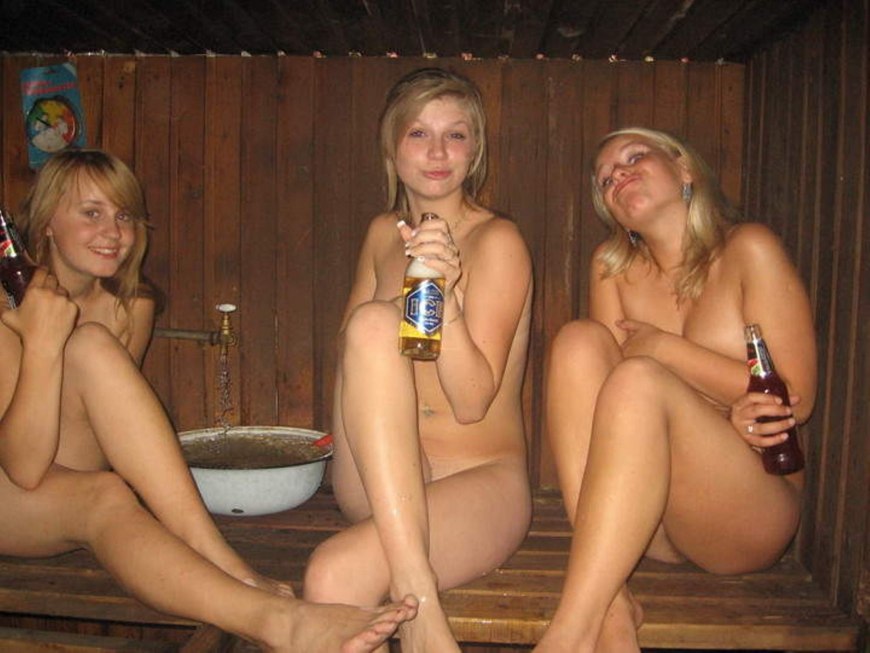 Общие бани голые телки
