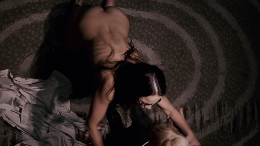 Эротические сцены с Алиси Брага