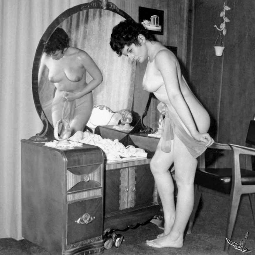 Ретро эротическая баня