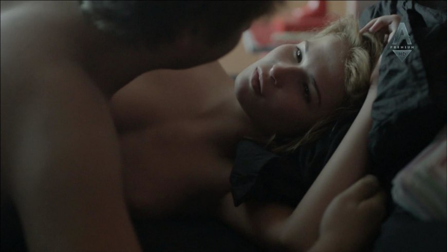 Актриса Лукерья Ильяшенко ню