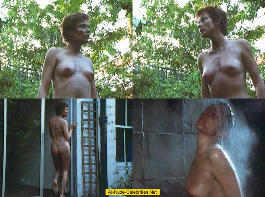 Аманда Коллинз воспитанные волками голая