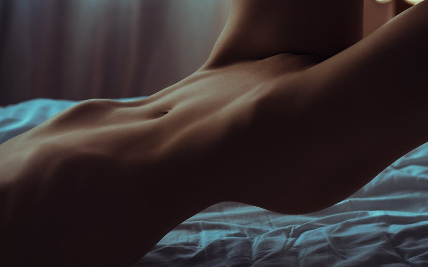 Красивый животик и лобок