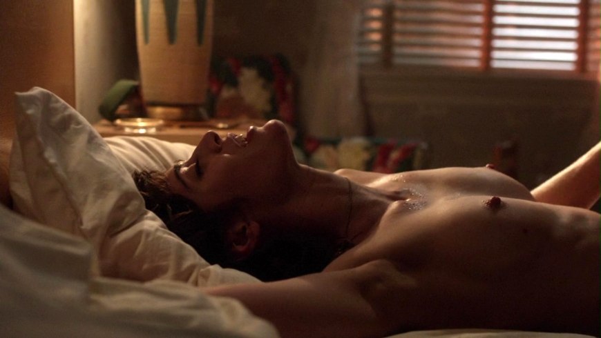 Элизабет Олсен Олдбой постельная сцена