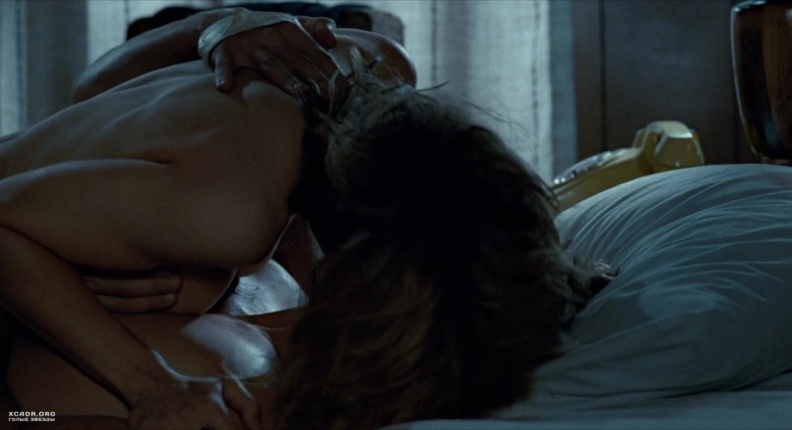 Линда Хэмилтон голая в фильме