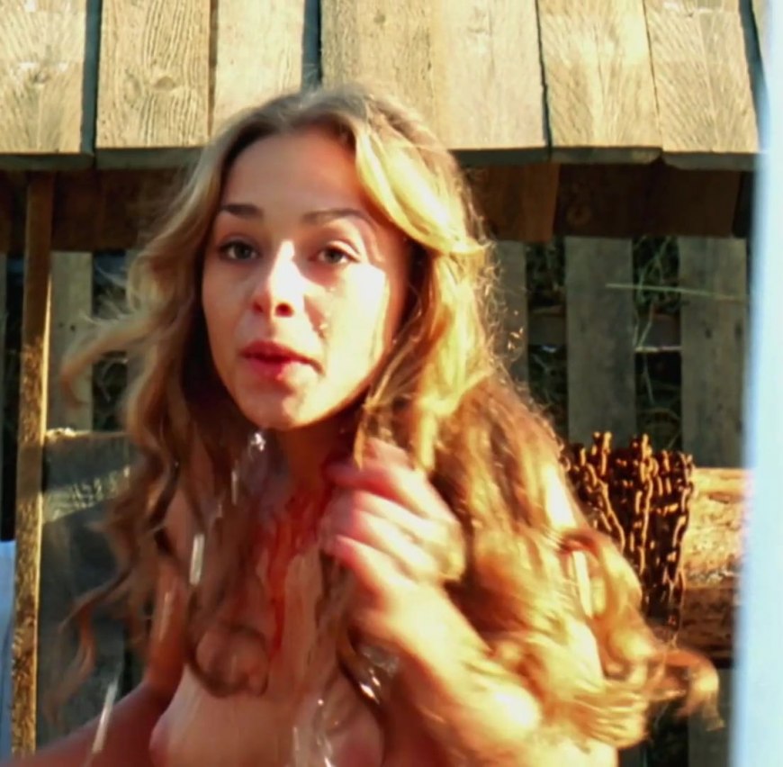 Рина Гришина сиськи в фильме Недетские игры