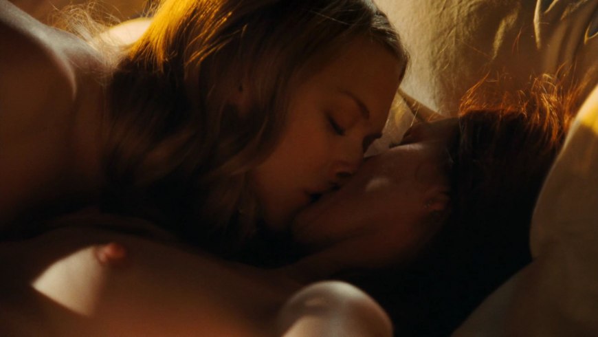 Джулианна Мур эротические сцены