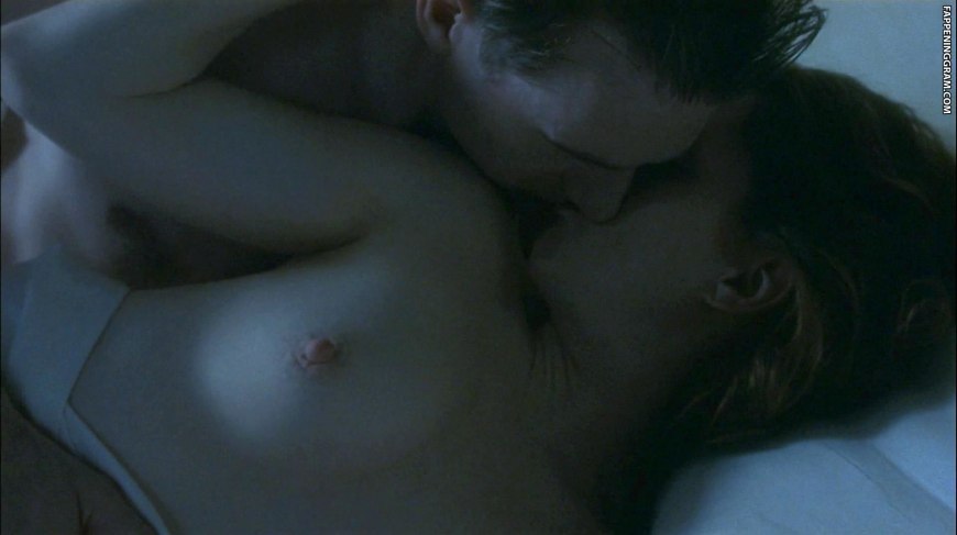 Эротическая драма фильм Джулианна Мур