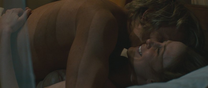 Вера Фармига сцена минета