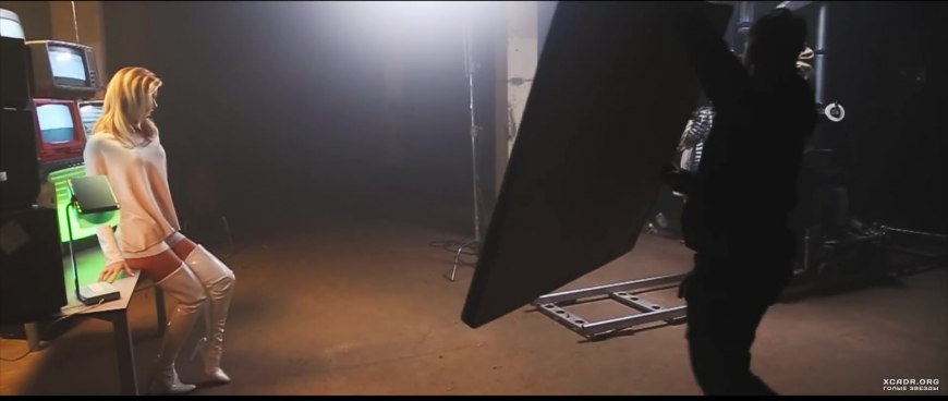 Фото голой Софи Карина