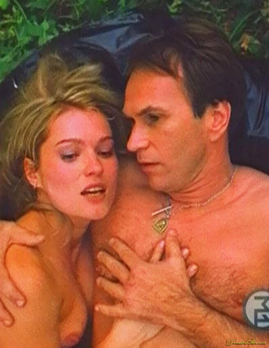 Виктория Толстоганова голая