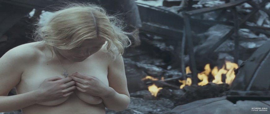 Виктория Толстоганова голая