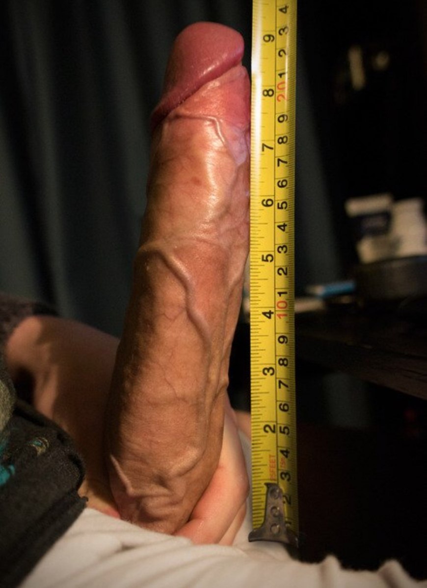 Огромный красивый пенис