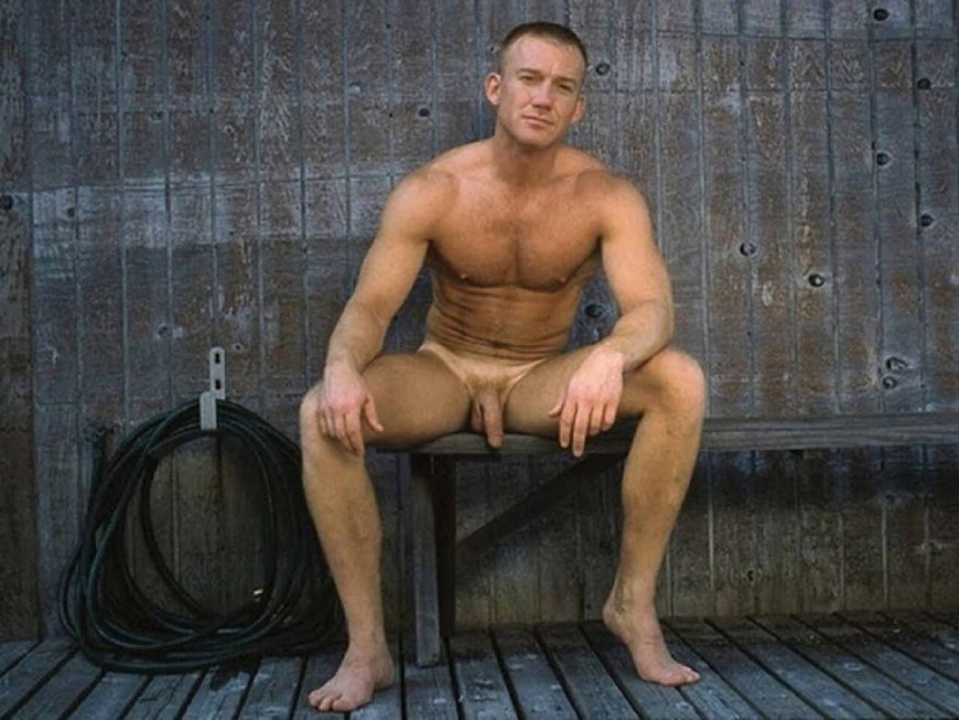 Зак Эфрон член