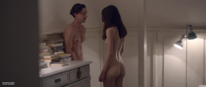 Мия САИРОВНА голые фото