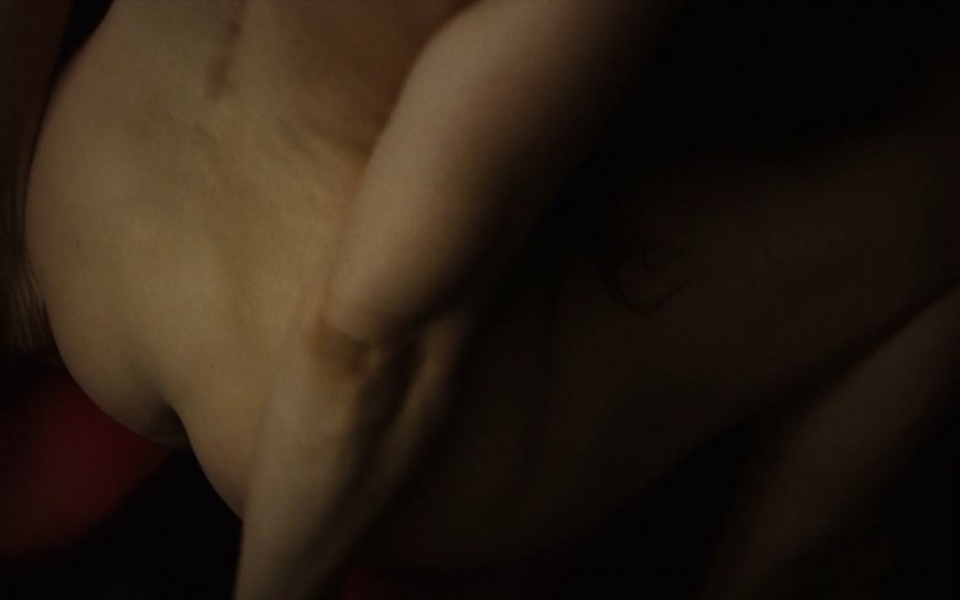 Стэйси Мартин нимфоманка +18