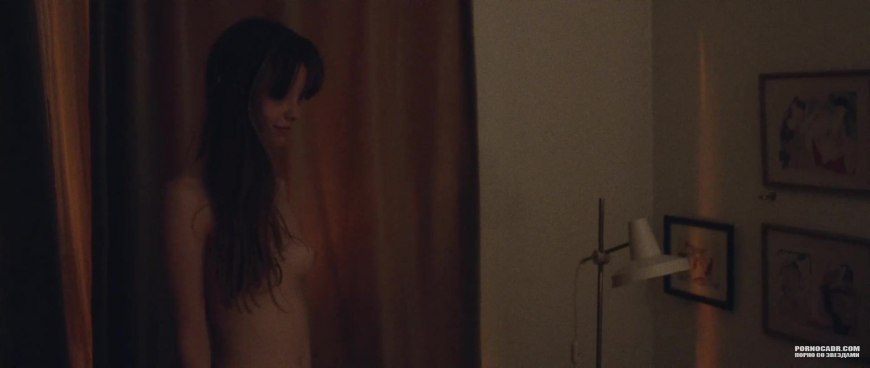 Стэйси Мартин нимфоманка