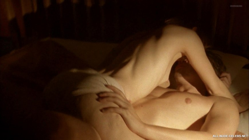 Эмили Эротический фильм