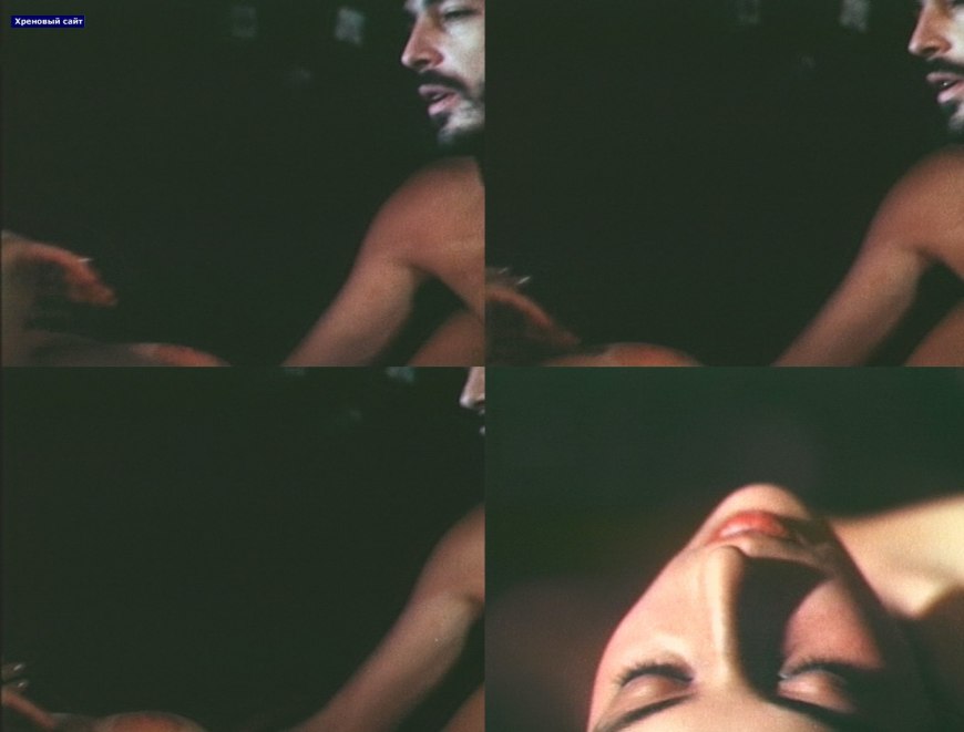 Брюнетка в красных чулках анал