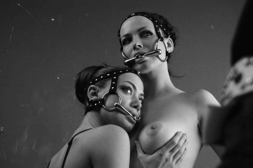 Даша Астафьева и Юля Кавтарадзе