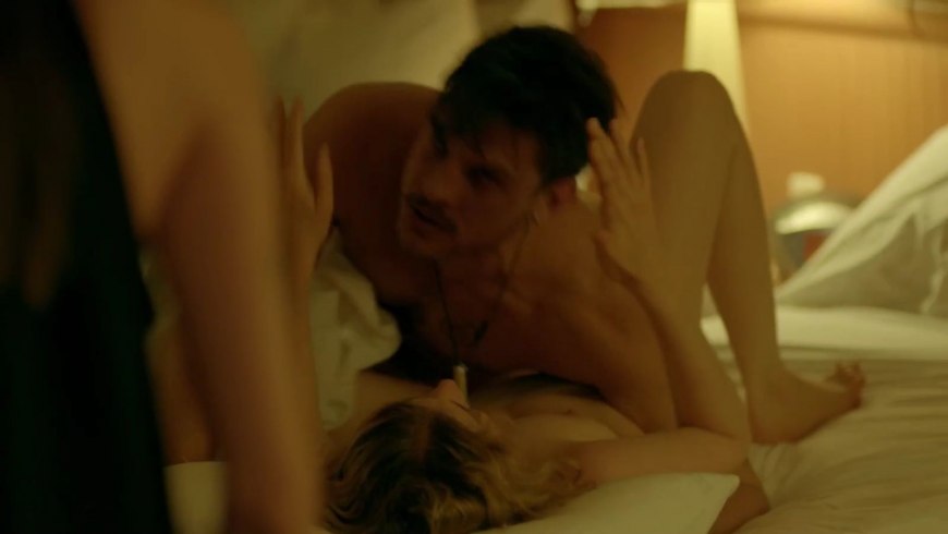 Александра Баррези голая