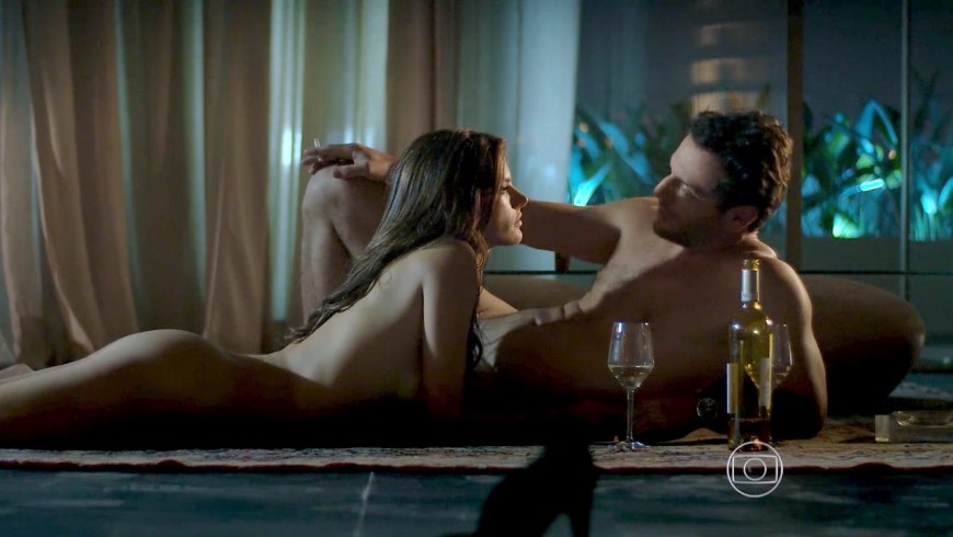 Александра Ревенко голая