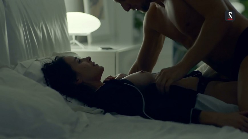 Дарья Мельникова голая в фильме стальная бабочка