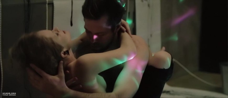 Александра Ревенко голая