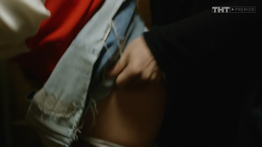 Александра Ревенко голая