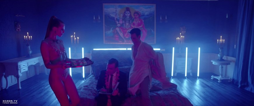 Александра Ревенко голая