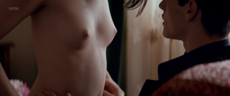 Александра Ревенко актриса голая