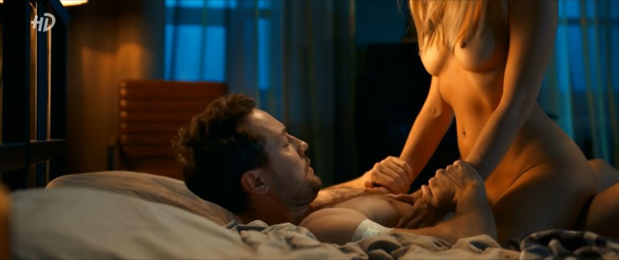 Зоя Бербер в Нижнем белье секретарши голая