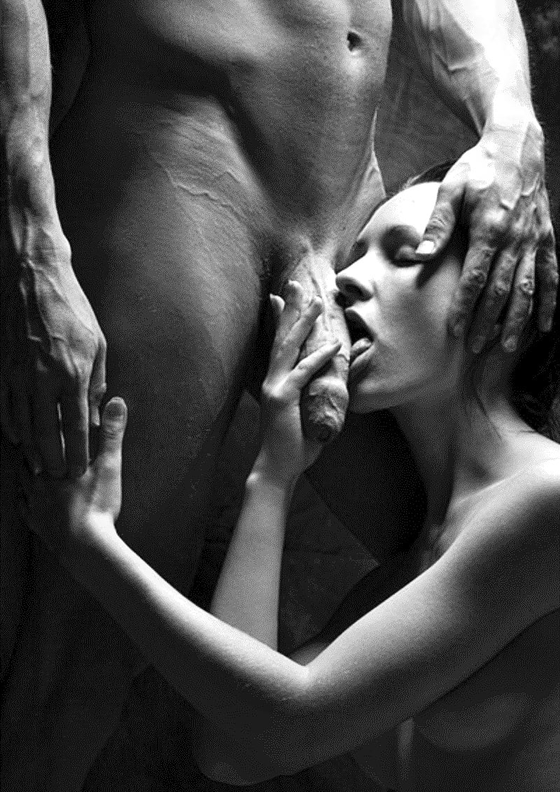 Страстные голые женщины