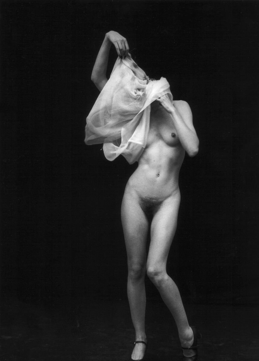 Мила Йовович фото голая