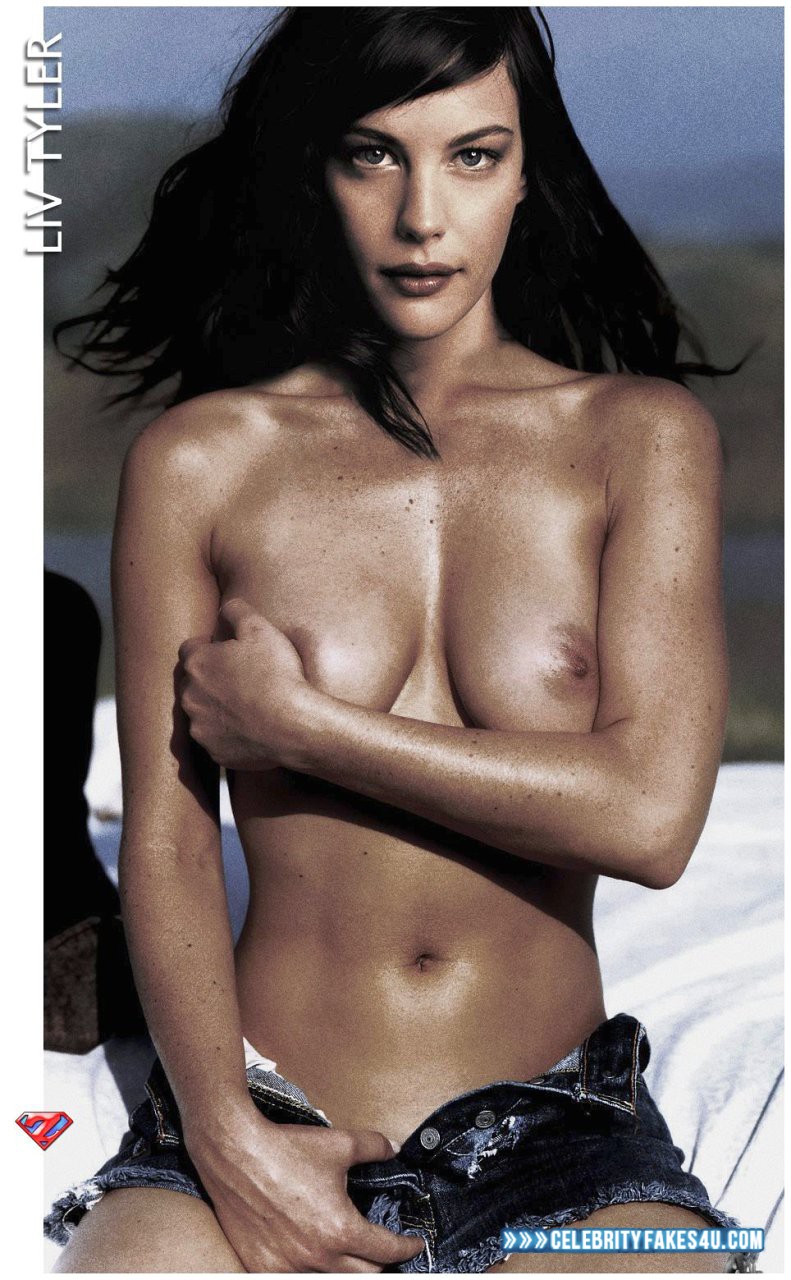 Лив Тайлер топлесс