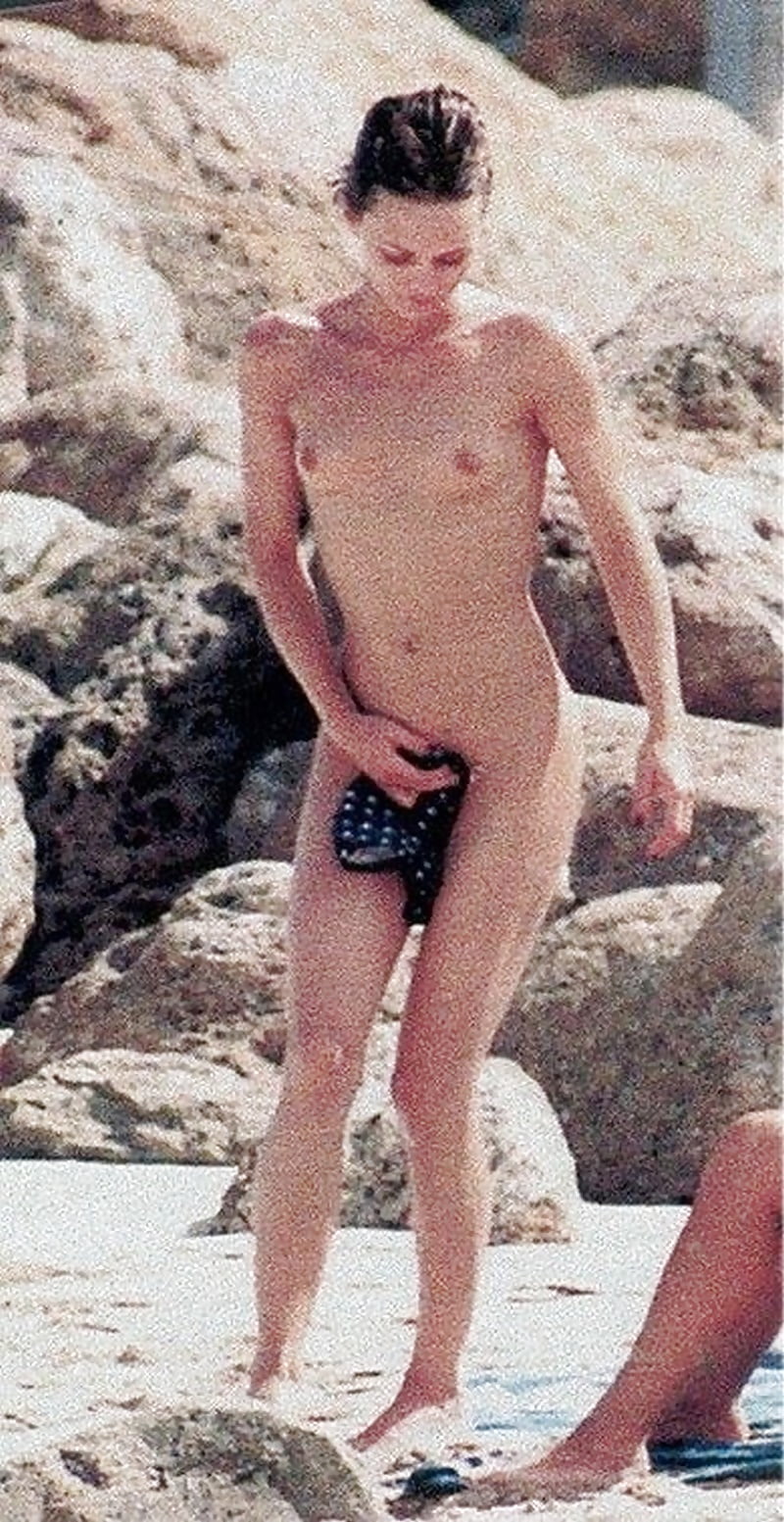 Ванесса Паради голая в фильме белая свадьба