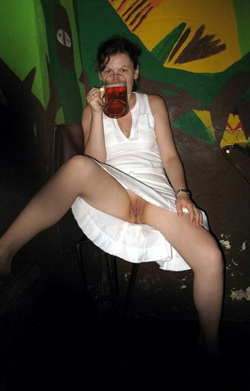 Пьяные русские бабы ссут