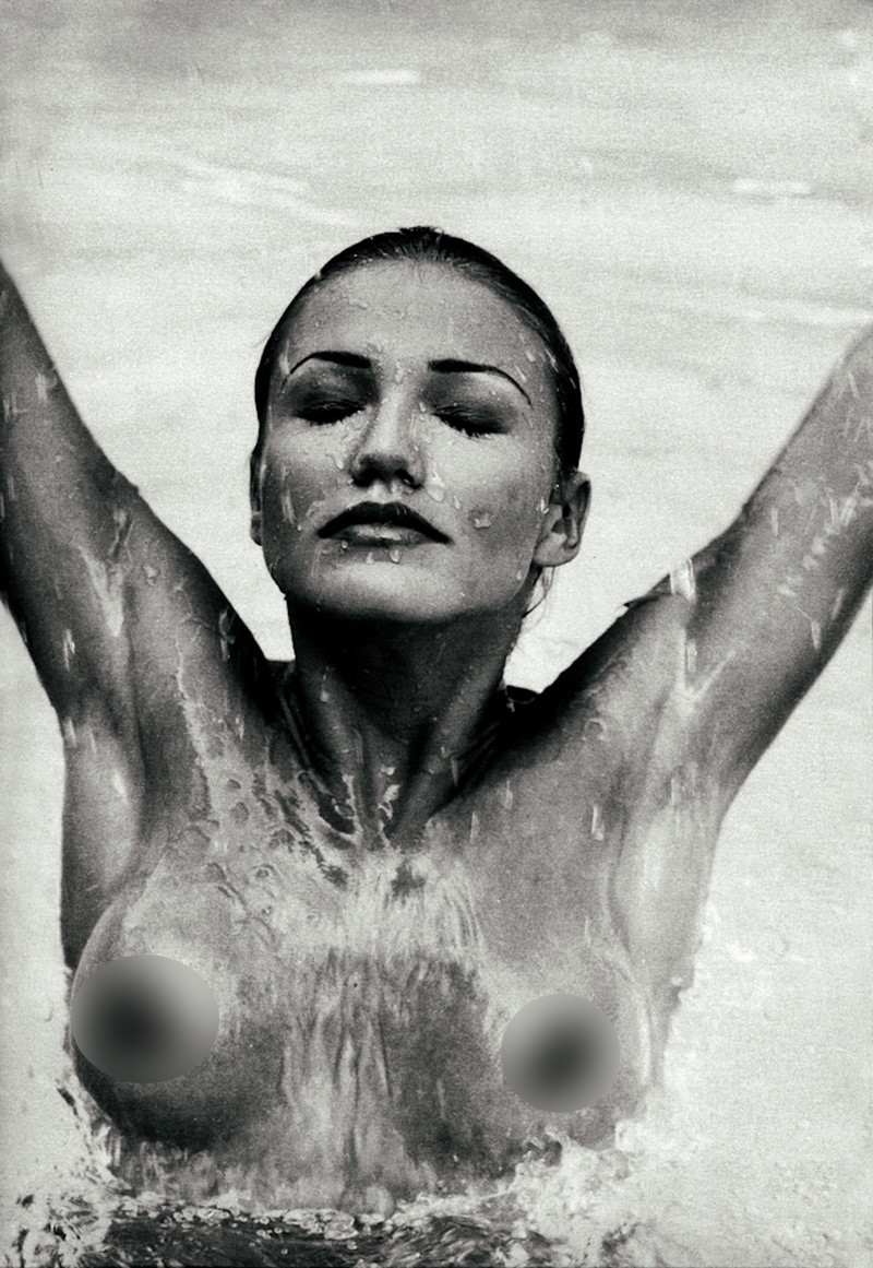 Диас Камерон грудь голая