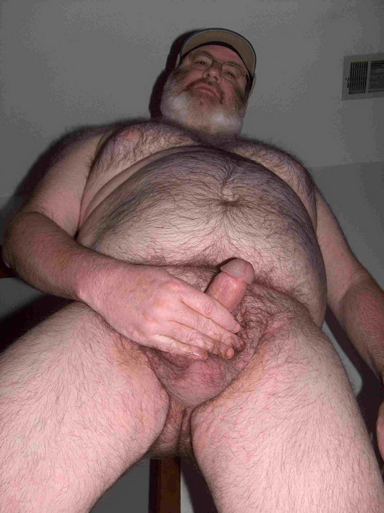 Огромный волосатый пенис