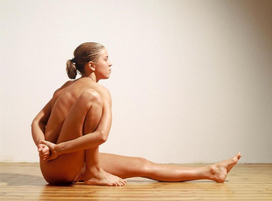 Magdalena Contortionist