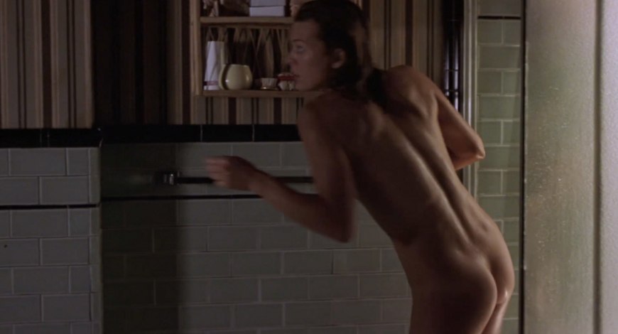 Милла Йовович голая в обитель зла 2002