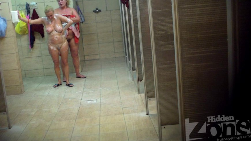 Камера в общественной бане