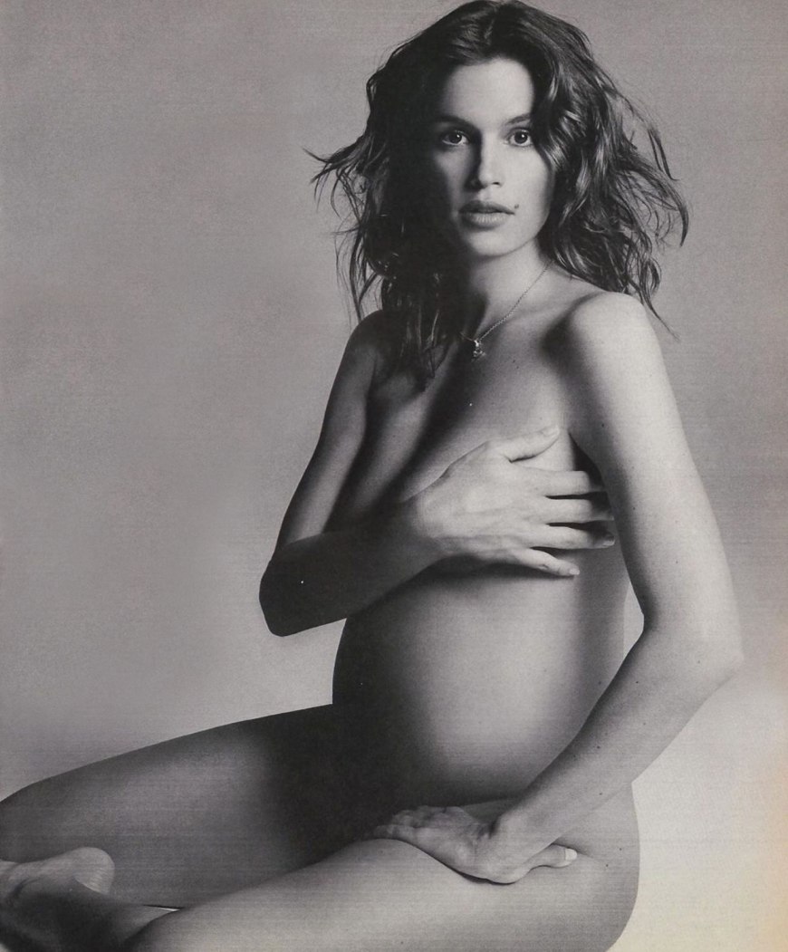 Синди Кроуфорд обнажилась