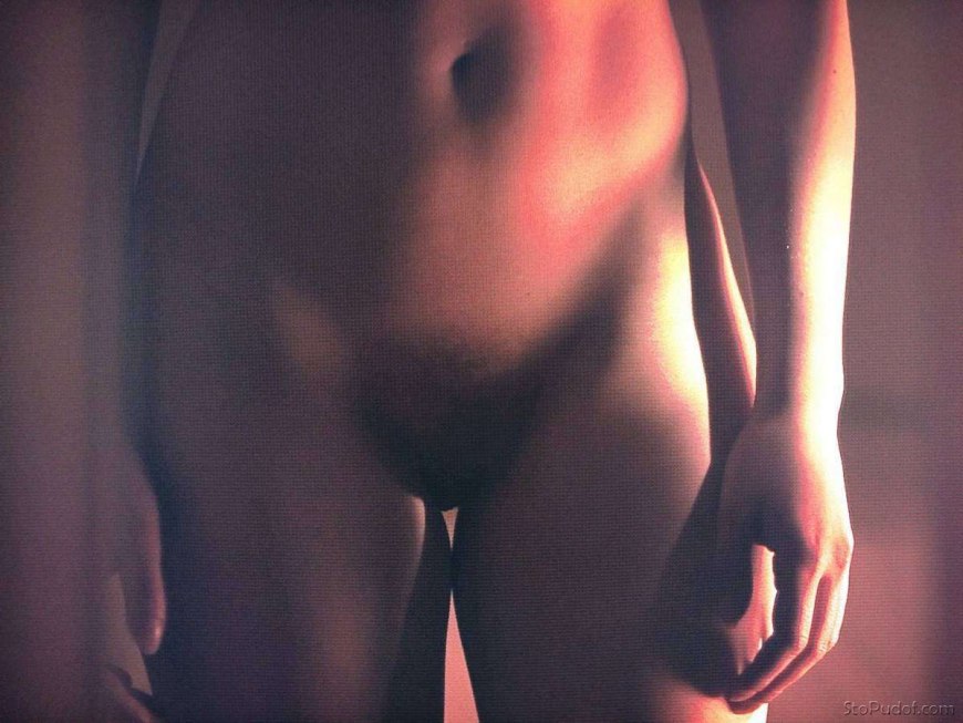 Скарлетт Йоханссон чёрная вдова гголая