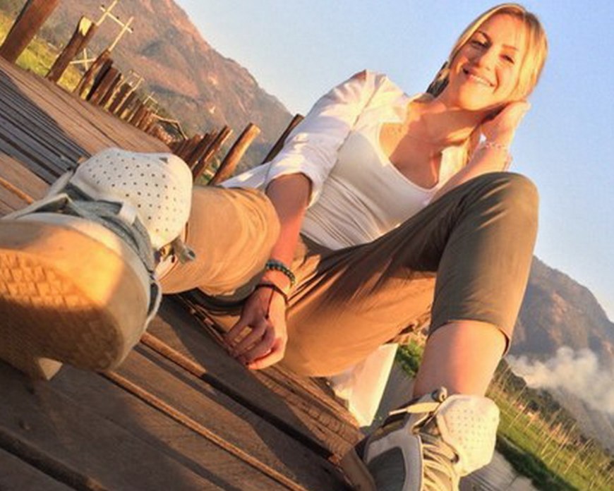 Леся Никитюк в лосинах