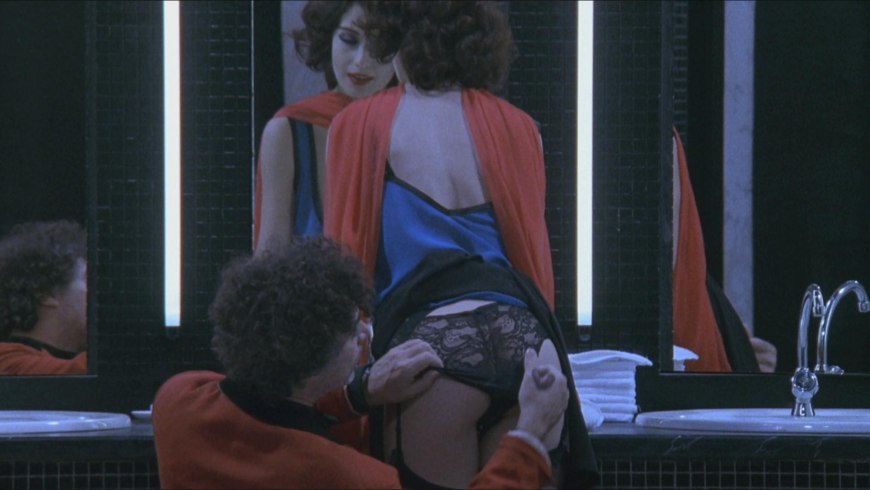 Тинто брасс подглядывающий