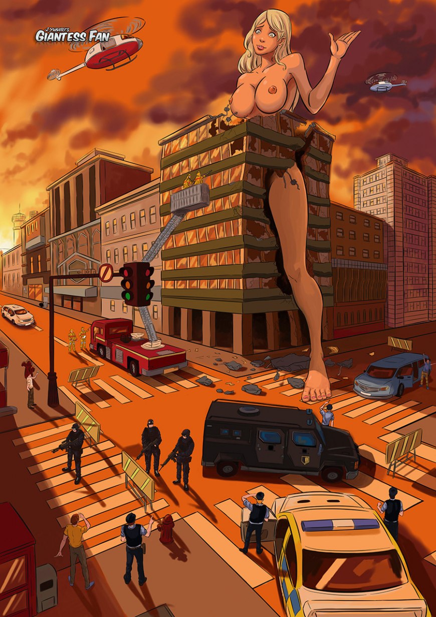 Женщина великанша с голыми сиськами