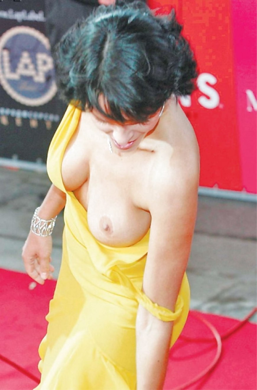 Эмма Уотсон без трусиков