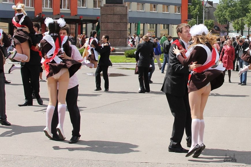 Эротические выпускницы